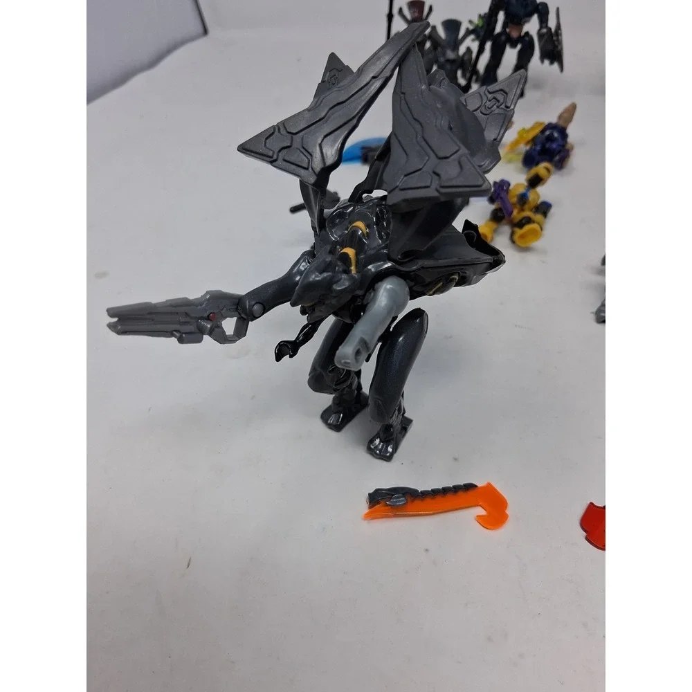 Mega Bloks Construx Halo/Covenant Mini Figures Lot Of:22  and Accessories/Read I